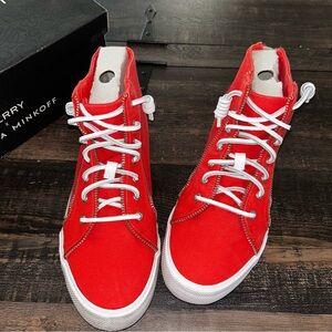 NIB SPERRY X REBECCA MINKOFF HIGH-TOP SNEAKER SIZE 9 - ORANGE